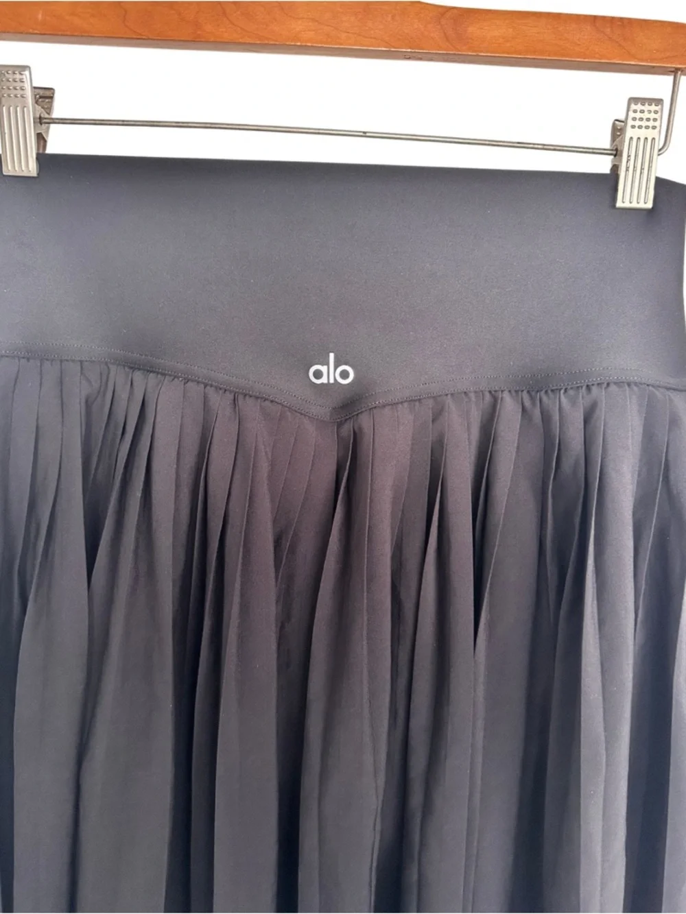 ALO Yoga Black Grand Slam Tennis Skirt Built In Shorts SZ Large Athleisure EUC